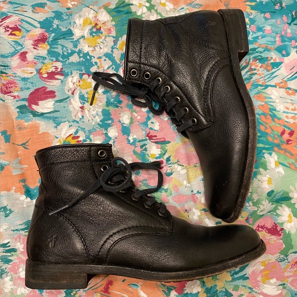 Frye Lace Up Chelsea Ankle Boots Black Leather 7.5